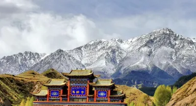 Ma Ti Temple Wolong Villa