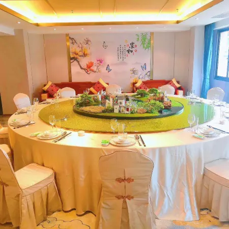 Wanlong Hotel