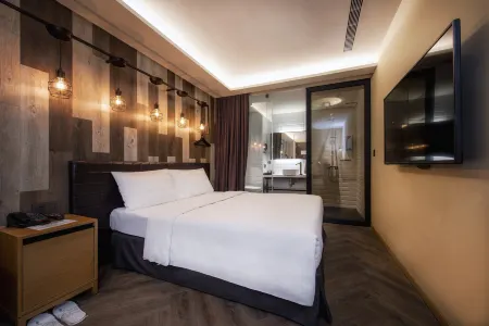 City Suites (Taipei Beimen Branch) Отели рядом с достопримечательностью «Taipei 101 Observatory»