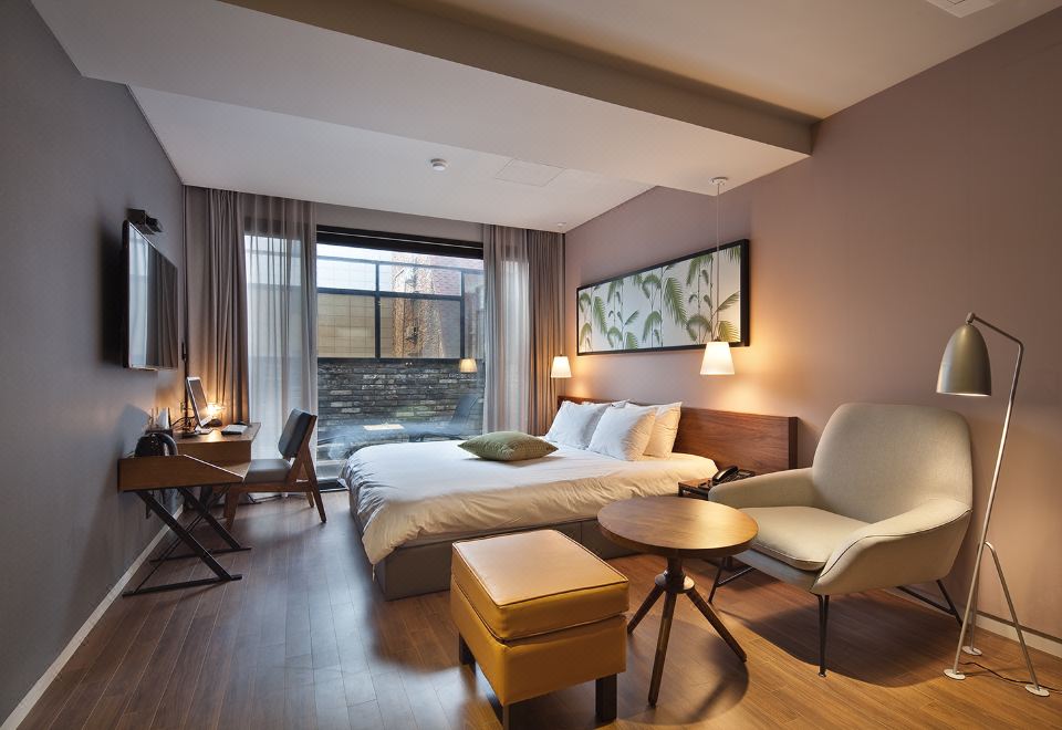 Seomyeon Hound Hotel 1st Street