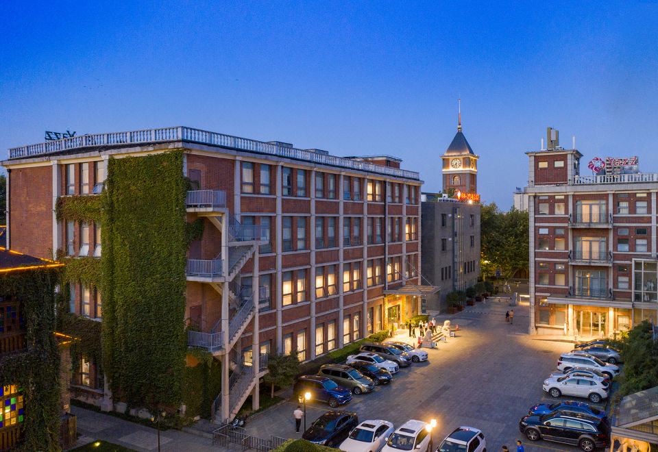 hotel overview picture