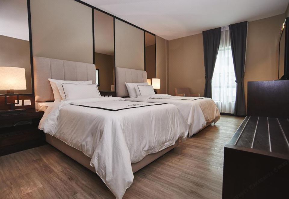 3. 코르시카 호텔 ..