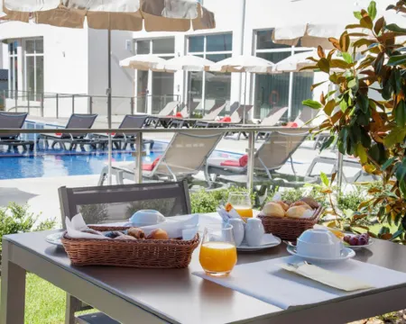 Luna Hotel de Tábua Hotels in Tabua