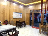 Li Keng Huaqiao Flowing Water Homestay