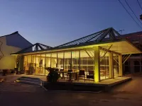Shanghai Hengshan Yiju Liantang Sanshang Homestay Hotels near Jinshan Peasant Painting Academy