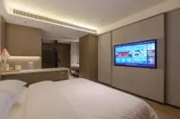Huangchuan Rongzhu Hotel - 2-Star