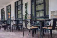 Shiguang Manju (Qiandao Lake Central Lake Scenic Area)