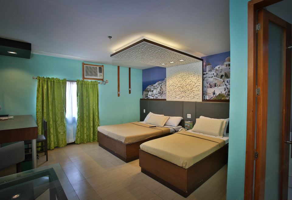 Eurotel Las Pinas Hotel Over view