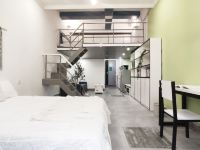 C9公寓式酒店(上海梅陇店) - 精选Loft欢乐套房