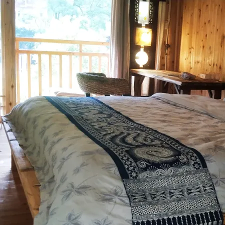 Yulong Villa
