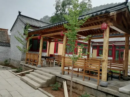 Hou de live farm music Отели в г. Линчуань