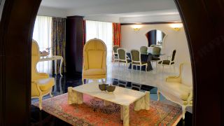 le-meridien-dubai-hotel-royal-club-and-conference-centre