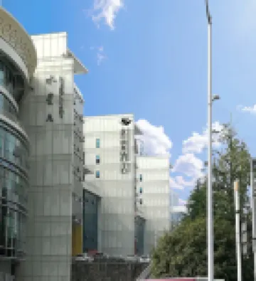 GreenTree Alliance Hotel (Chongqing Fortune Center Xingfu Square Guangdianyuan Light Rail Station) Hotels in Chongqing