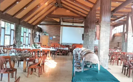 Health Hotel in Mowei Отели рядом с достопримечательностью «Qinglong Cave»