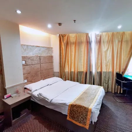 Qichun Shuxin Business Hotel