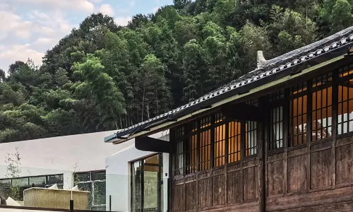 SanShanLi.Rustic Luxury Hotel