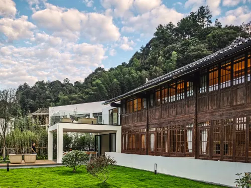 SanShanLi.Rustic Luxury Hotel