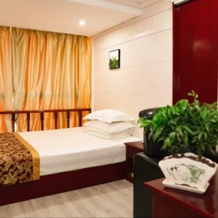 Funing Warm Home Theme Hotel