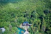 Lu Ono·Lushan·Camping Fishing Rowing Starry Sky Pool Boutique Resort Homestay Hotel in zona Yinkeng Scenic Spot