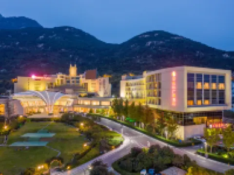 Ramada Plaza by Wyndham Taian 泰安のホテル