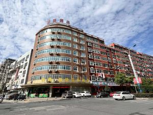Yilu·Fengqing Business Hotel