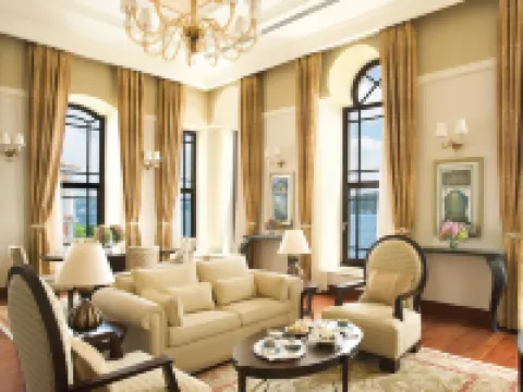 フォーシーズンズ ホテル イスタンブール アット ザ ボスポラス イスタンブールのホテル