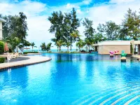 Seapine Beach Golf and Resort Hua Hin Hotels near Suan Son Pradiphat
