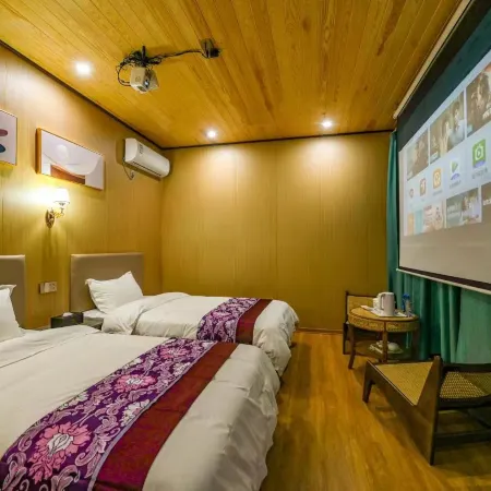 Luhe Liangshan Forest Wellness Homestay (Wandong)