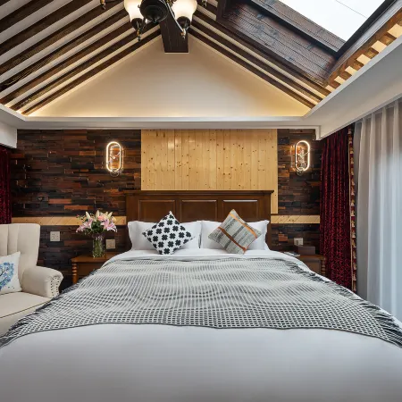Floral Hotel · Jiashan Xitang Deyitang Hotel