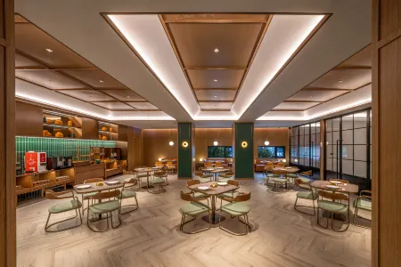 Orange Hotel (Chengdu Shuangliu International Airport Branch) Отели рядом с достопримечательностью «Seaside City»