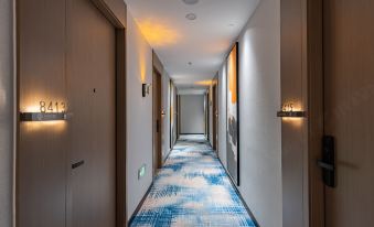 Dongchen Holiday Hotel (Yichang Yiling Wanda Square)