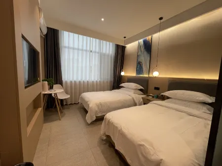 Wuyi Deyuelou Hotel Отели рядом с достопримечательностью «Huanghe Jiaotong University (Shangde Campus)»