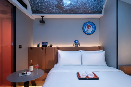 FUNGEE S Hotel (Wuyi Square, Huangxing Square Station, Changsha)