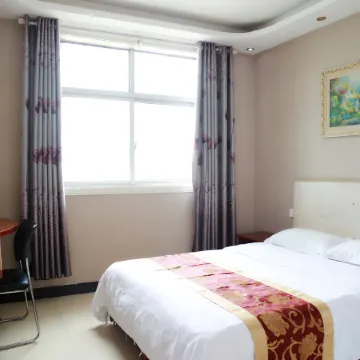 Xun County Zhaojie Business Hotel
