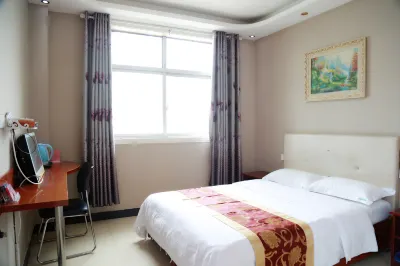 Xun County Zhaojie Business Hotel Hôtels à proximité de : Pishan Buddha
