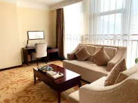 貴州山水大酒店（黔靈山公園北京路地鐵站店） 鄰近貴州交通職業技術學院-建築工程系的酒店