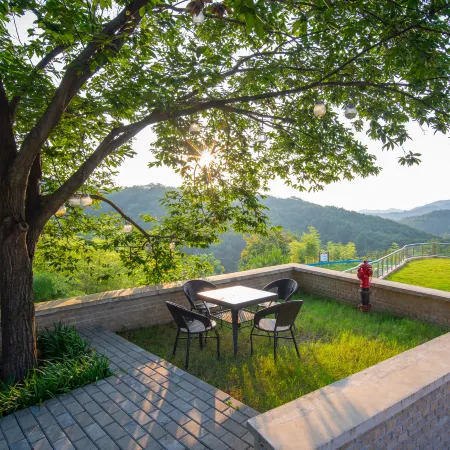 Tinglan Homestay (Baicaoyuan Forest Park Store)