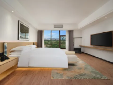 Microtel by Wyndham Xishuangbanna City Center โรงแรมใกล้วัดป่าเชต์มหาราชฐาน