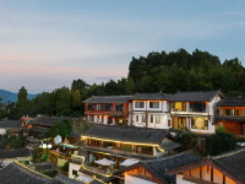 Panoramic View of Snow Mountain in Shanye Rizhao Jinshan (Lijiang Ancient City Branch) Hotels in Lijiang