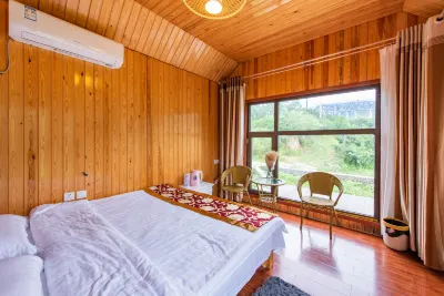 Yipu Mountain Resort