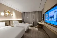 Orange Hotel (Suizhong Stadium Branch) - parking