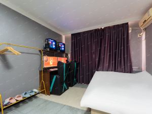 Victor E-sports Theme Apartment