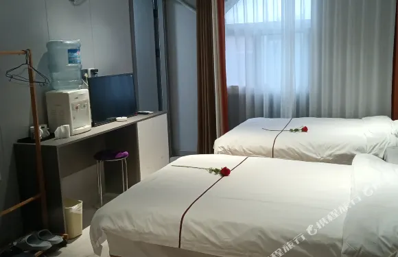 原陽海星假日酒店