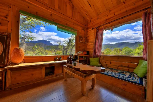 Dingya Tree House