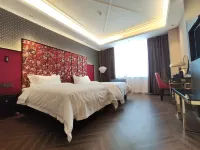 Qinin Hotel (Xining Limeng Pedestrian Street) 시닝시 인민공원 주변 호텔