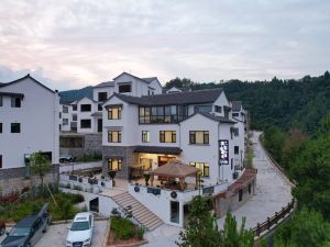 Qike Jiunong Homestay