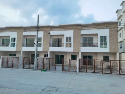 YYK Holiday Room Hotels in Nakhon Chai Si