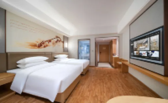 Vienna International Hotel Guangzhou Dagang Hotels near Eighteen Arhats Mountain Forest Park