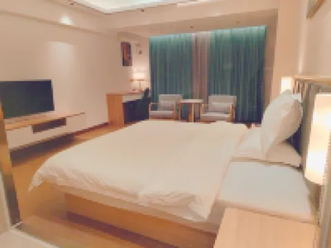 Walton Hotel (Longchuan Railway Station Branch)