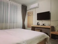 Corner Bay Inn